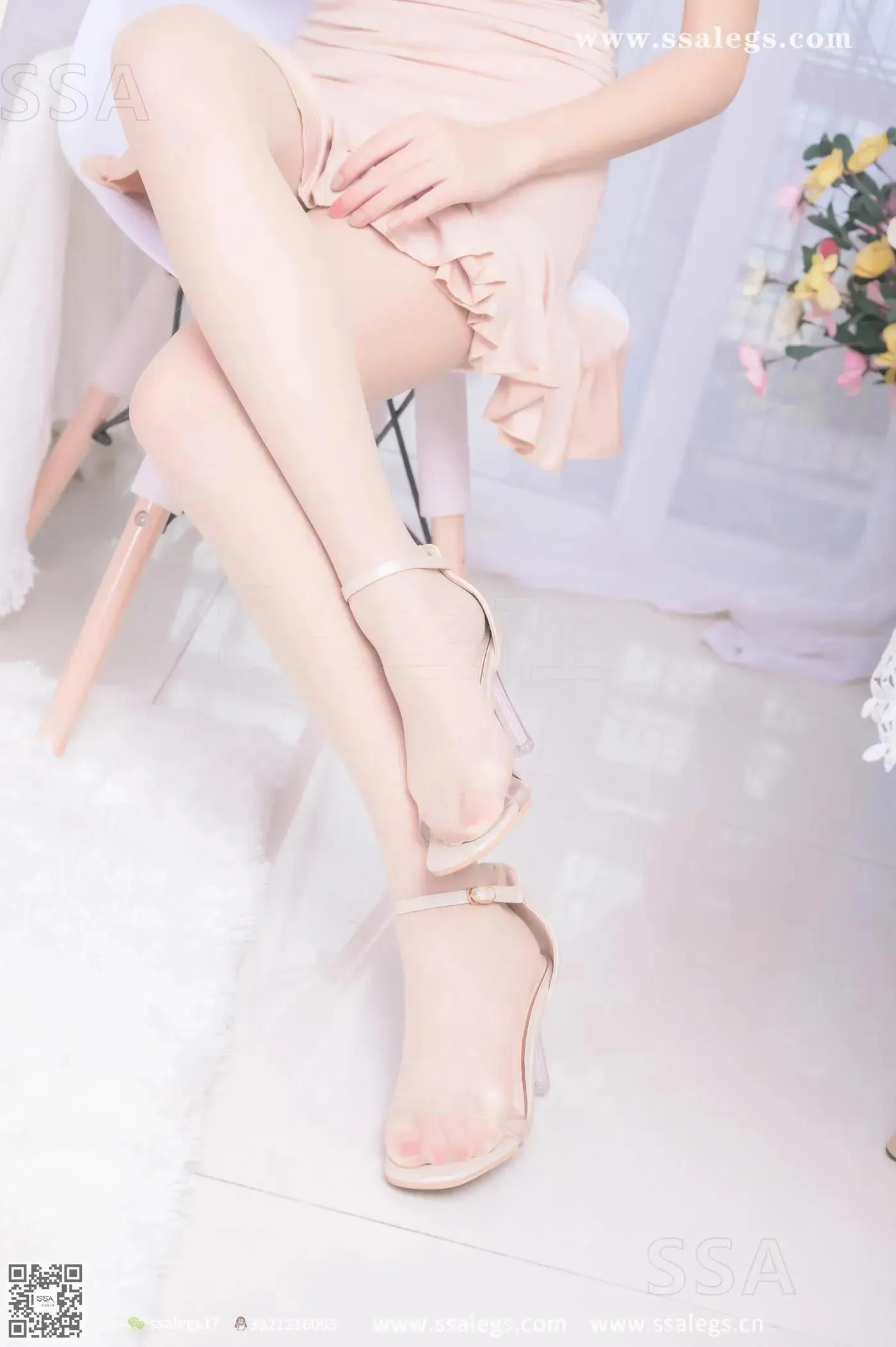 [SSA丝社]超清写真 NO.340 素素画师少女的透明高跟鞋肉丝袜(上) [67P]插图7
